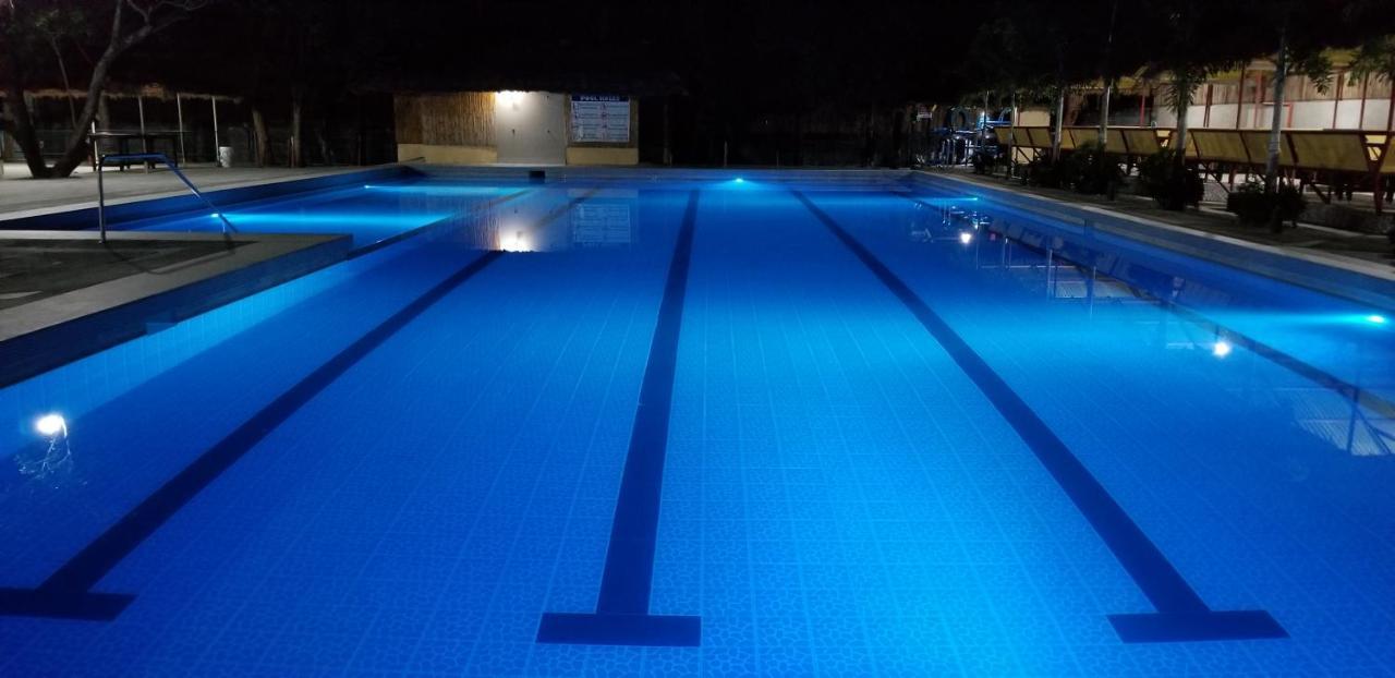 Buenavista Family Inn Tagudin Exteriér fotografie